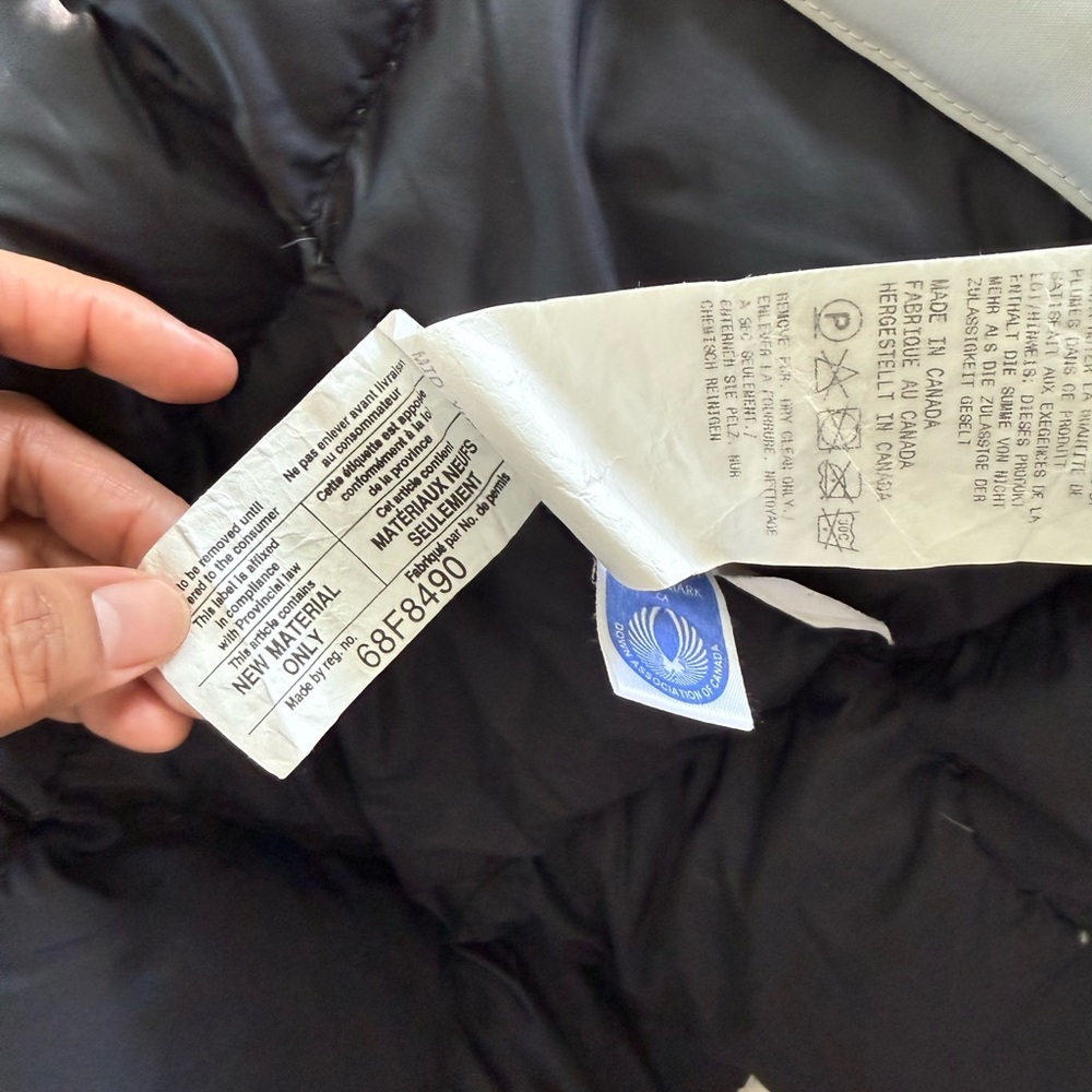 Canada Goose Women's Ski Jacket - White - Picture 7 of 9